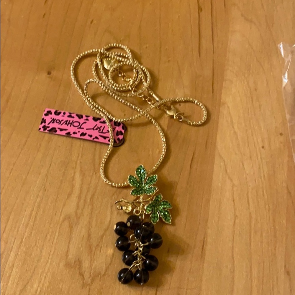Necklace - Picture 2 of 4